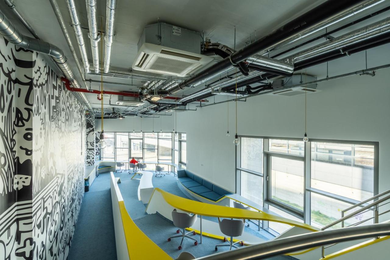 Whats-App Self-Check-In - Paerchen Wohnung Am Hauptbahnhof ウィーン エクステリア 写真