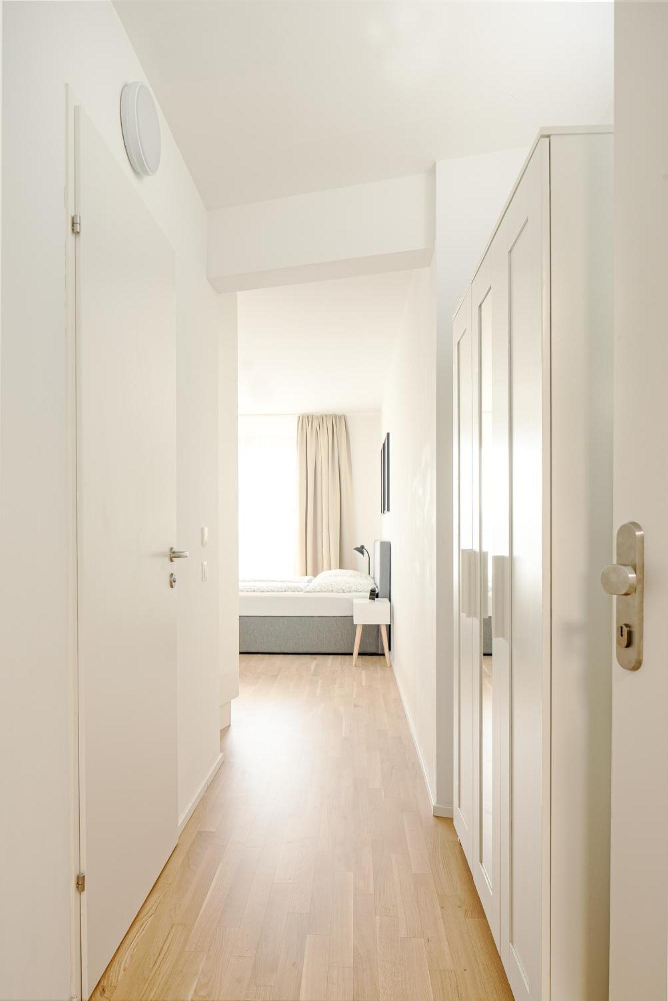 Whats-App Self-Check-In - Paerchen Wohnung Am Hauptbahnhof ウィーン 部屋 写真