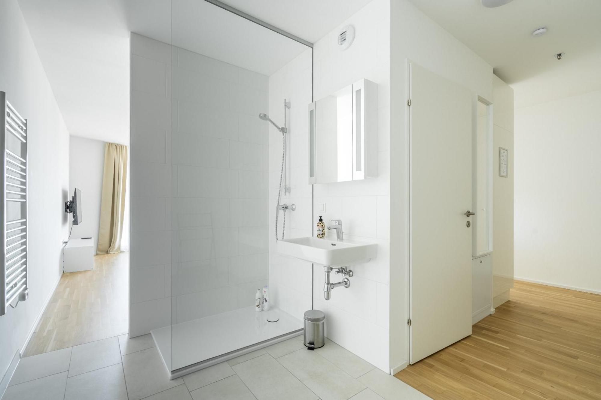 Whats-App Self-Check-In - Paerchen Wohnung Am Hauptbahnhof ウィーン 部屋 写真